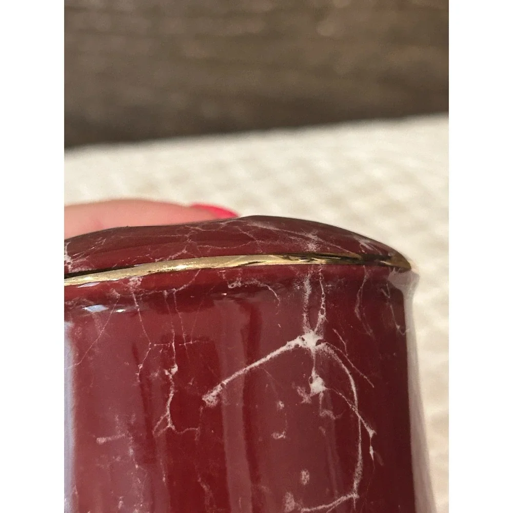 Ceramic Faux Marble Bathroom Toothbrush‎ Holder Burgundy White Gold Trim